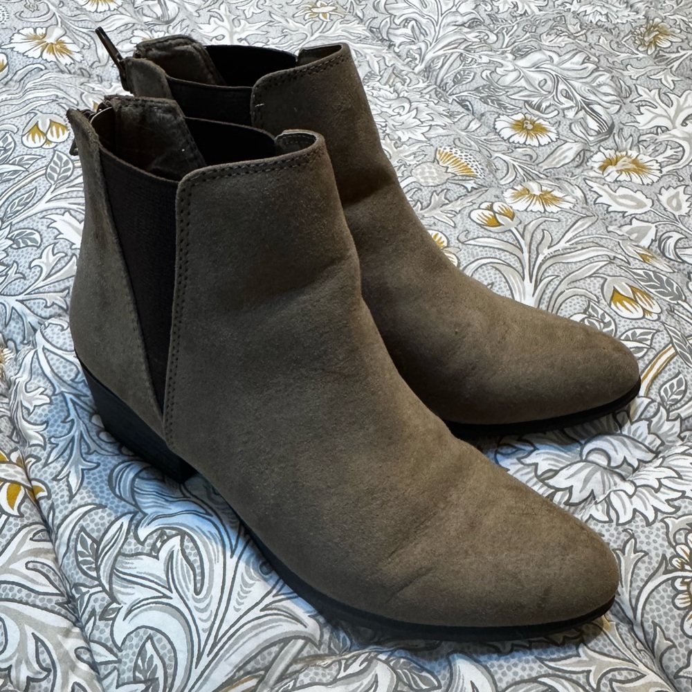 Women's Suede Ankle Boots